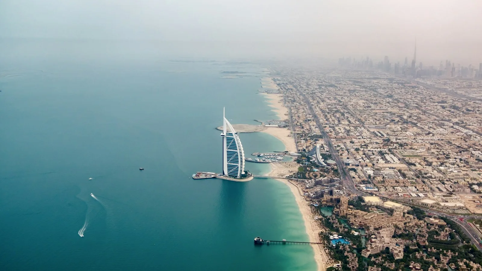 Jumeirah 1 et 2 : proches du centre, ambiance de quartier