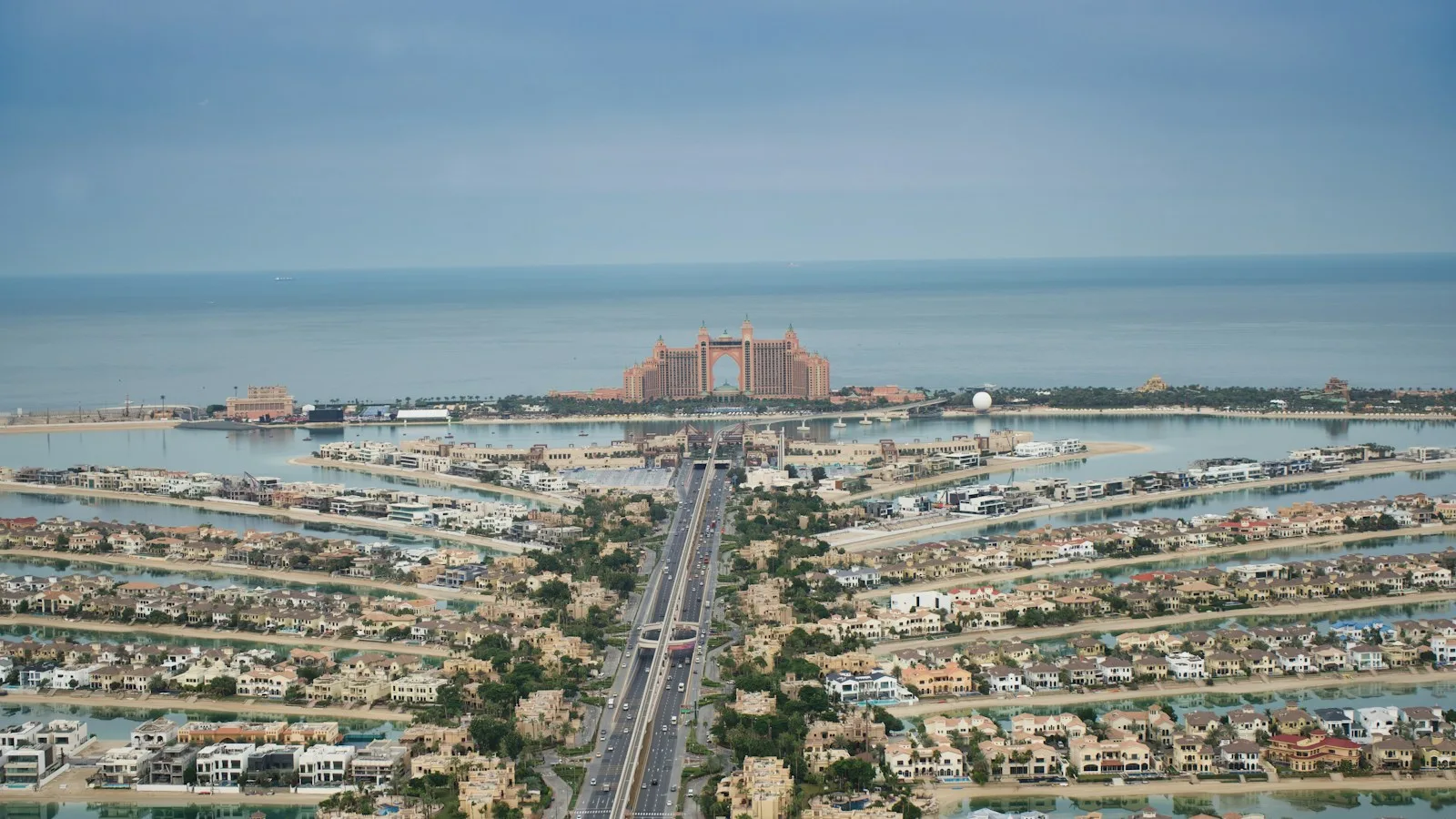 Palm Jumeirah : l'île des grands complexes
