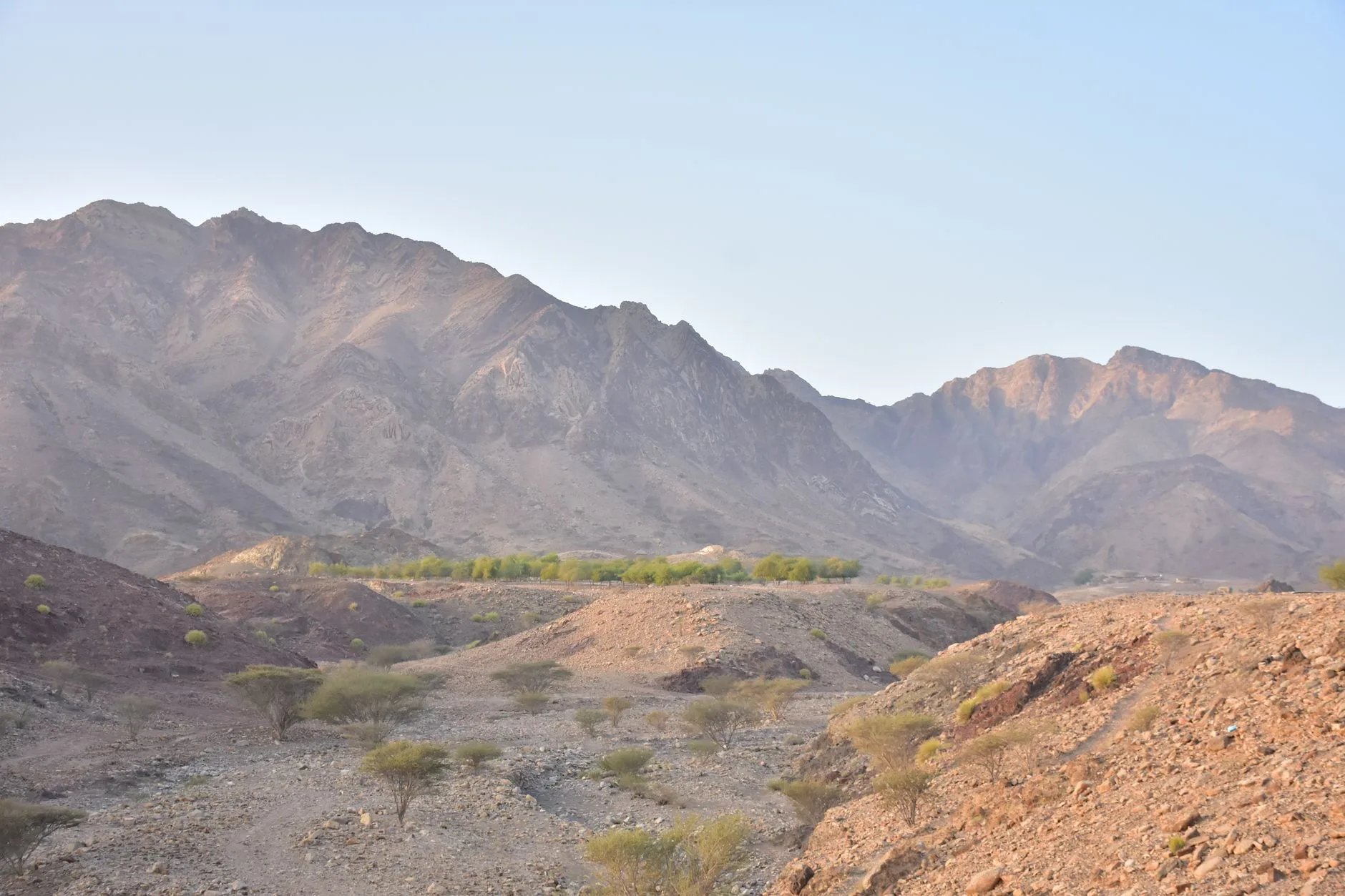 Les montagnes arides du Hajar près de Hatta