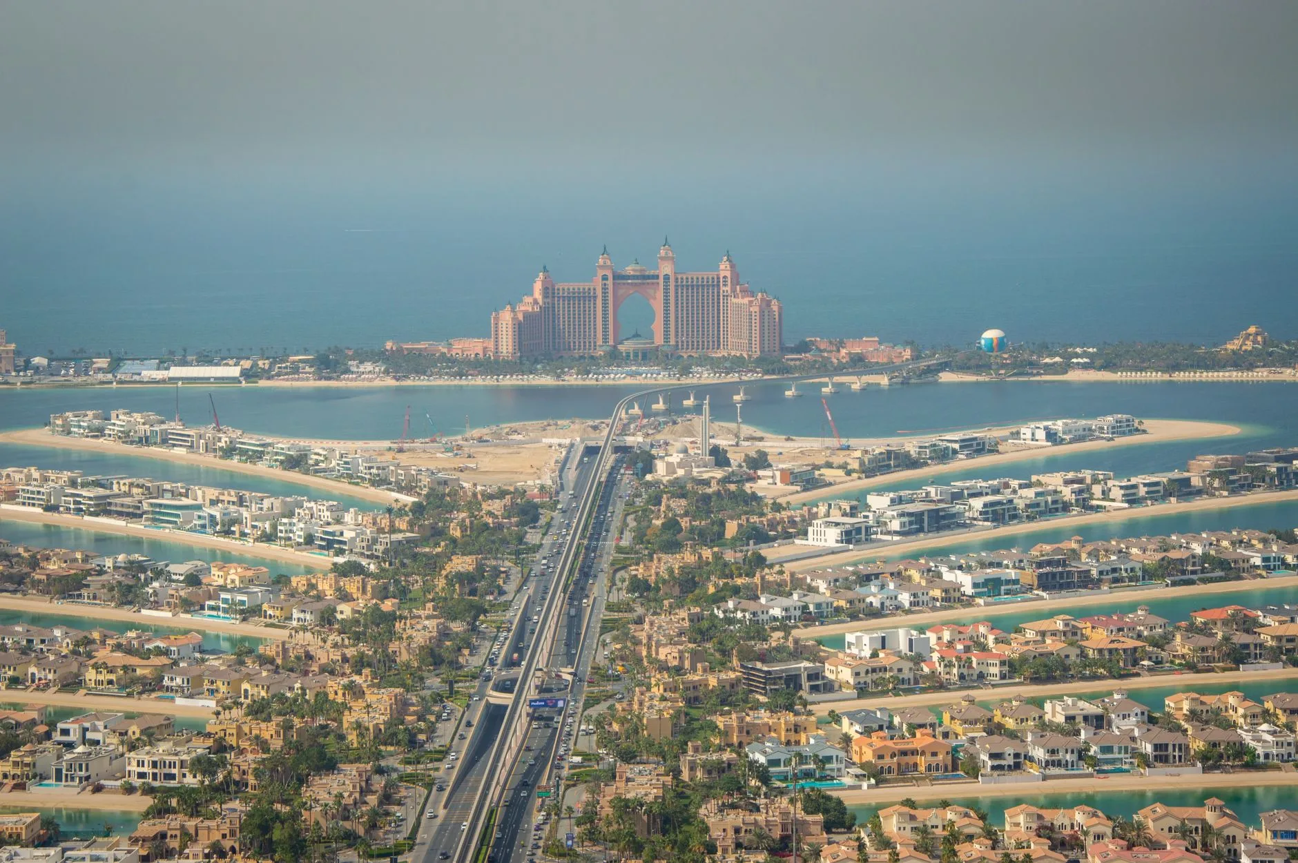 La Palm Jumeirah en quelques mots : une île créée de toutes pièces